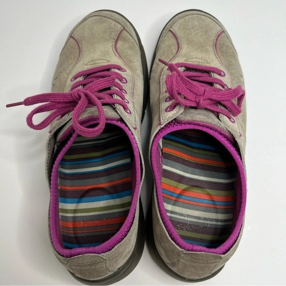 Dansko Women’s Taupe and Pink Elise Walking Shoe Size 6.5-7 US or 37 EU - Picture 7 of 8